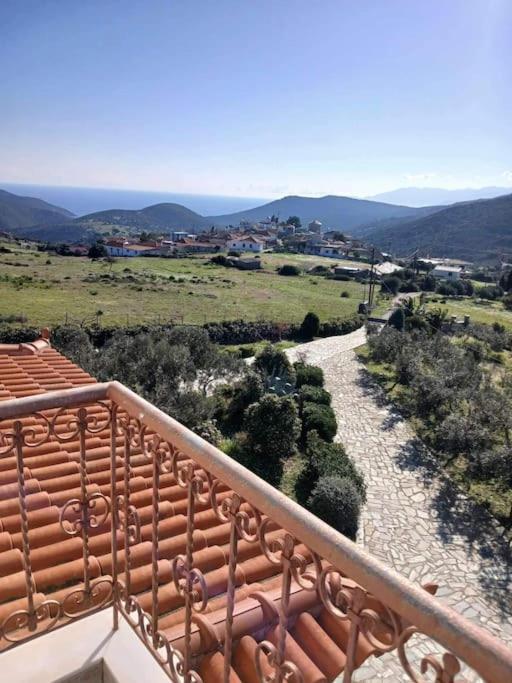 Παραθαλασσιο Σπιτι Στην Εξοχη Villa Tsakei Exterior photo